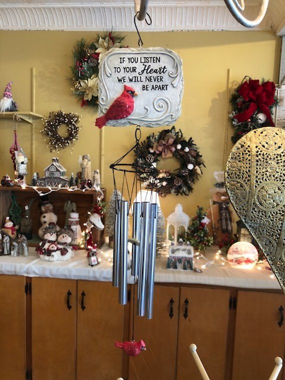 Hanging Cardinal Wind Chime - Assorted