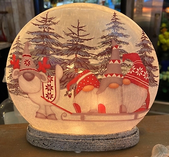 Round orb with 3 Gnomes  w/reindeer