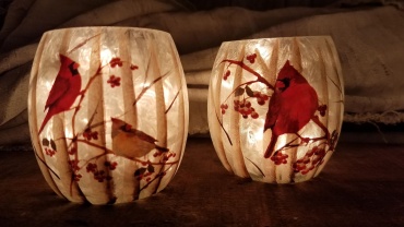 light up cardinal votives