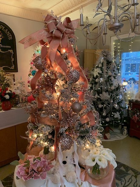Christmas Tree with Pink Decorations