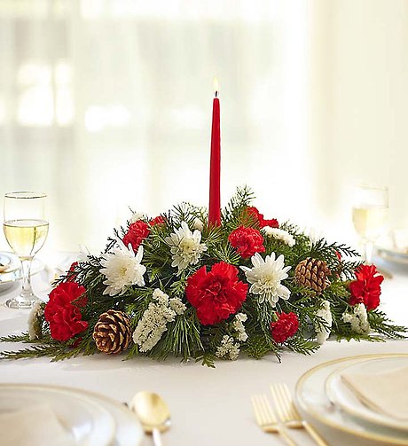 A Traditional Christmas Centerpiece