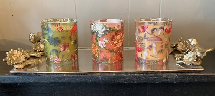 Floral printed and fragranced candles