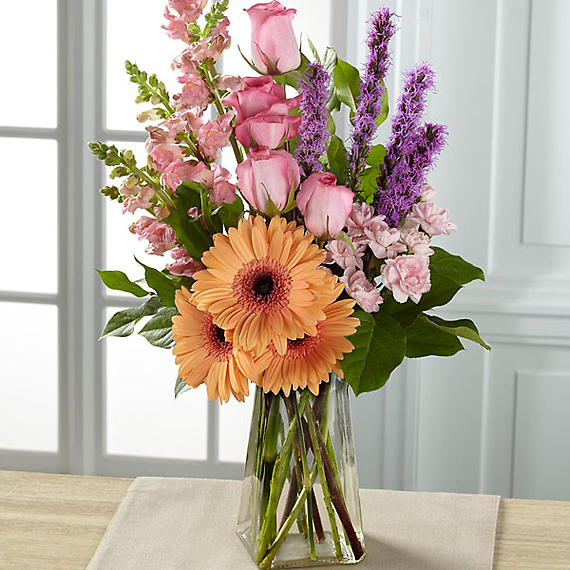 Blushing Invitations Bouquet